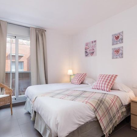 Apartamentos Cornellalux 2 Cornellà de Llobregat Exterior foto