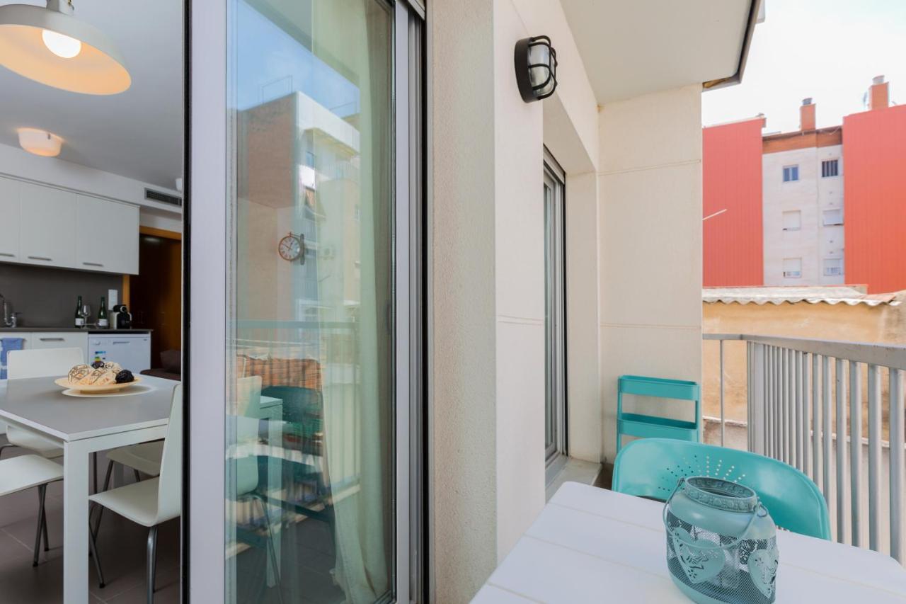 Apartamentos Cornellalux 2 Cornellà de Llobregat Exterior foto