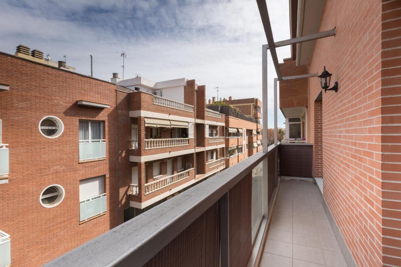 Apartamentos Cornellalux 2 Cornellà de Llobregat Exterior foto