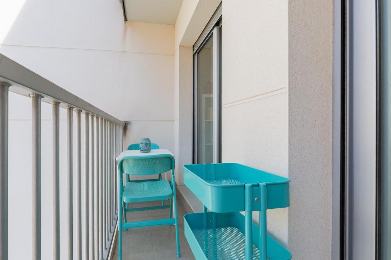 Apartamentos Cornellalux 2 Cornellà de Llobregat Exterior foto