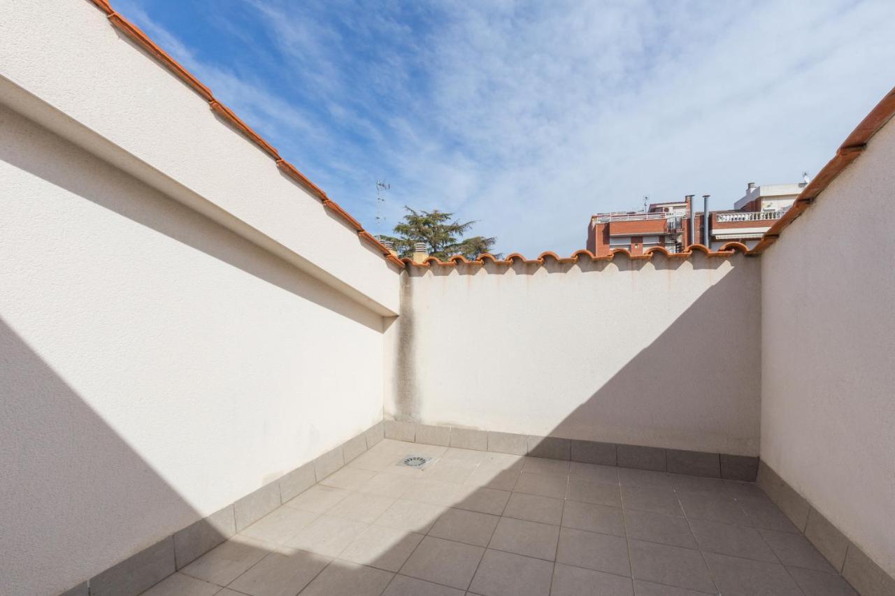 Apartamentos Cornellalux 2 Cornellà de Llobregat Exterior foto
