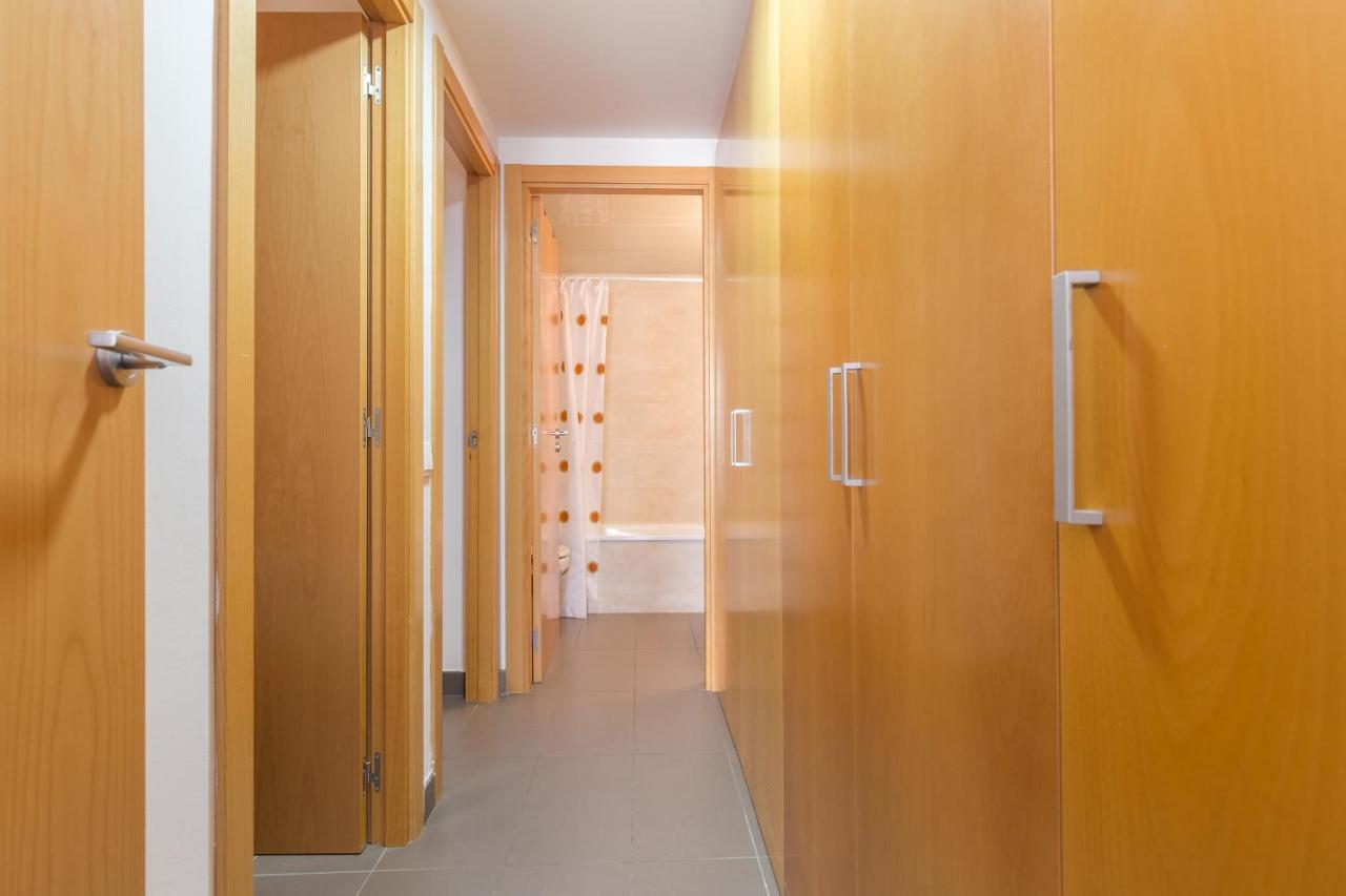 Apartamentos Cornellalux 2 Cornellà de Llobregat Exterior foto